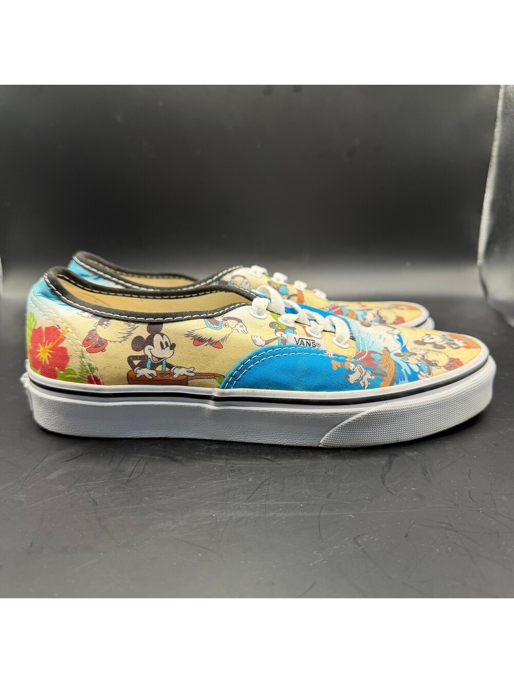 Vans x Disney Hawaii Aloha Mickey Minnie Mouse Mens 6 Shoes